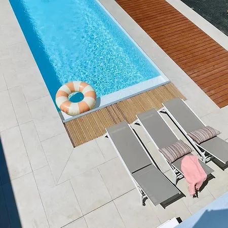 Casa Horizon, Piscine Chauffee, ヴィラ ラハレス