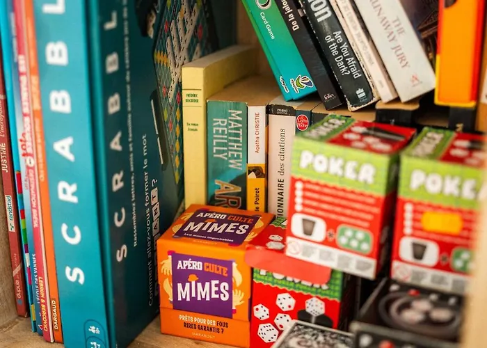 Casa Horizon, Luxury 8p, Heated Pool, 4br 4ba, Volcano Views - Quiet & Stylish, *