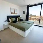 Casa Horizon - Heated Pool With Volcano Sunset Views, Villa Lajares