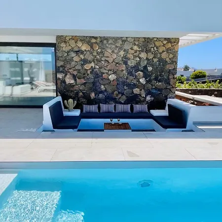 Casa Horizon Heated Pool With Volcano Sunset Views, * Lajares