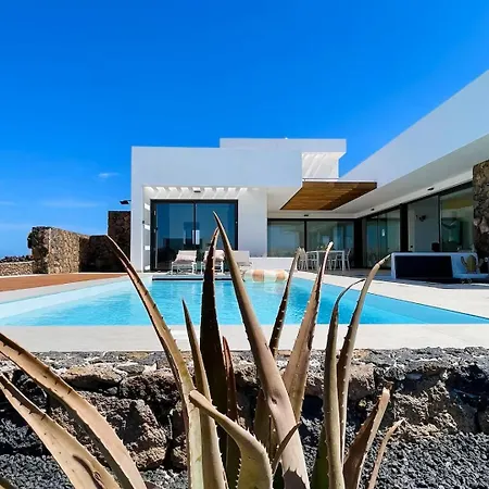 Villa Casa Horizon Heated Pool With Volcano Sunset Views,