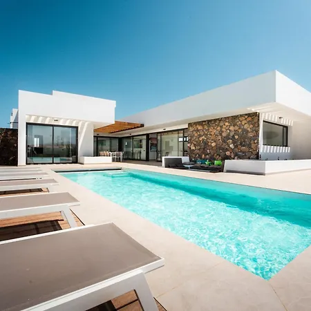Casa Horizon Heated Pool With Volcano Sunset Views, Villa *